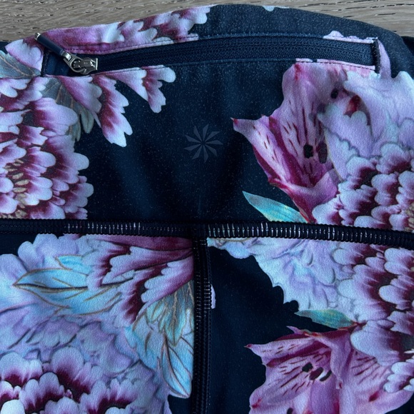 Athleta Free Run 7/8 tight - Picture 4 of 7